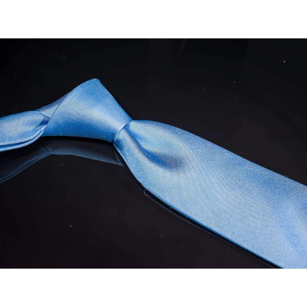 NWOT Countess Mara 100% Silk Tie Light Blue Solid Men's Designer Necktie Skinny